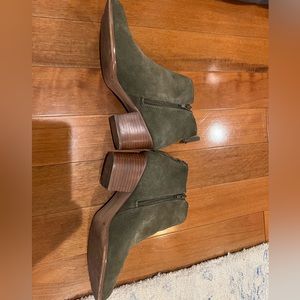 Cute Green suede booties